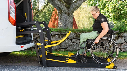 wheelchair-lifts_770x320_542_305.jpg