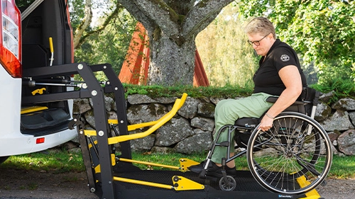 wheelchair-lifts_770x320_500_281.png
