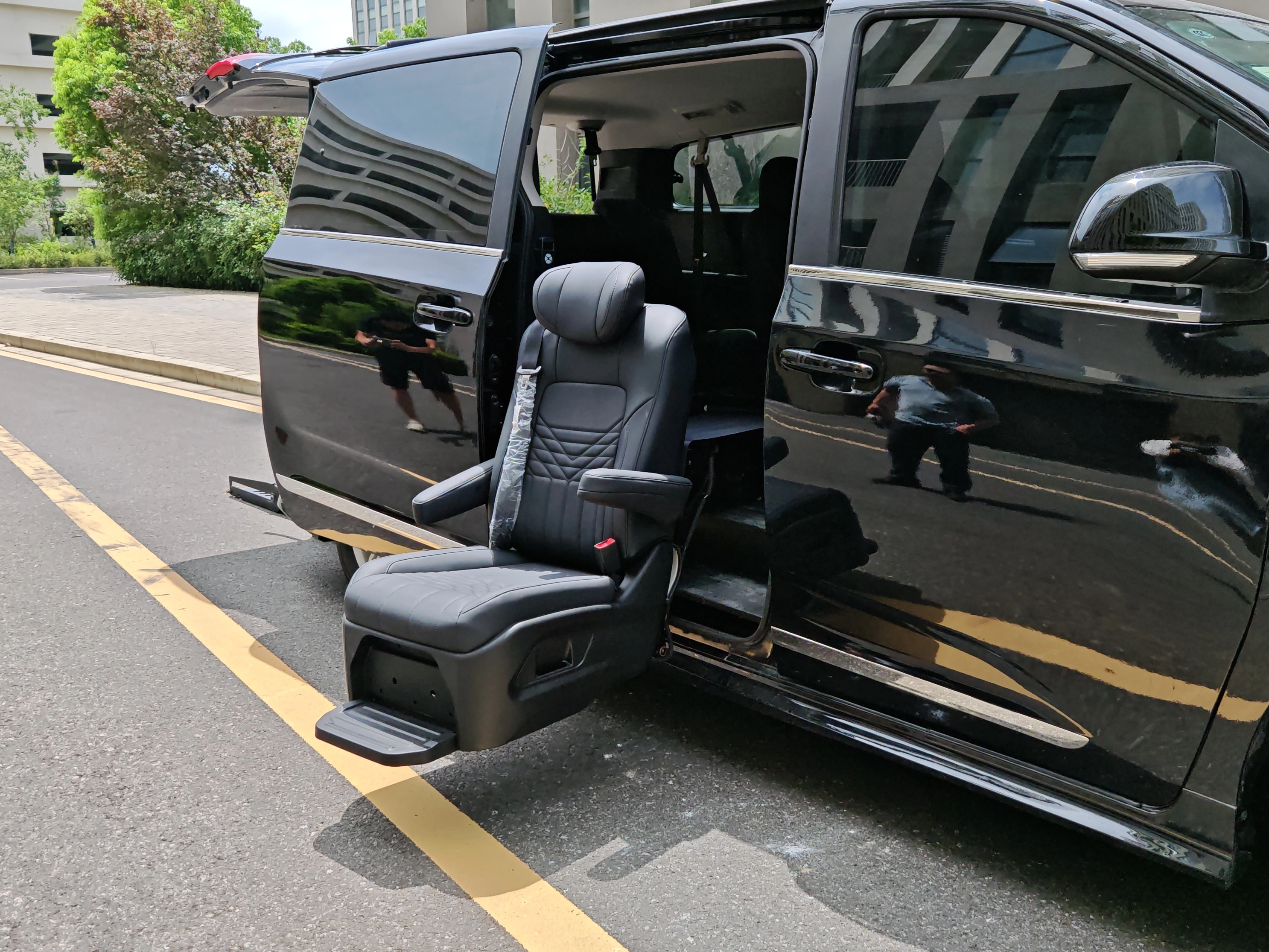 Top 5 Transfer Seats for Accessible Vehicles in 2026