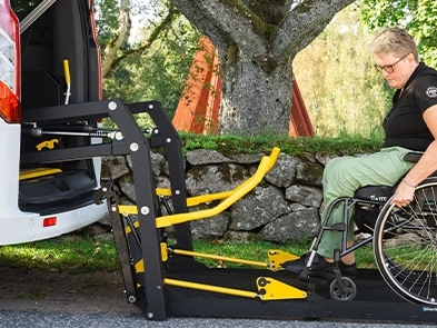wheelchair-lifts_770x320_542_305_393_295.jpg